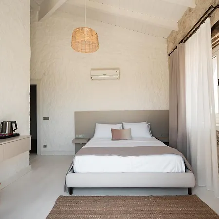 Palm Boutique Hotel 3*