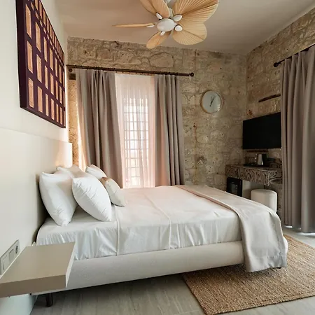 Palm Boutique Hotel 3*