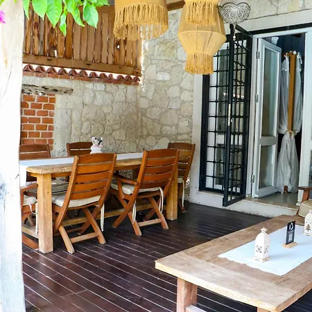 Cocopalm Boutique Hotel